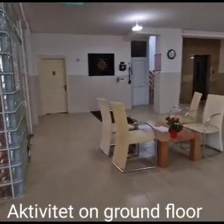 Njuta Och Koppla 4 Lagenhet. ألانيا